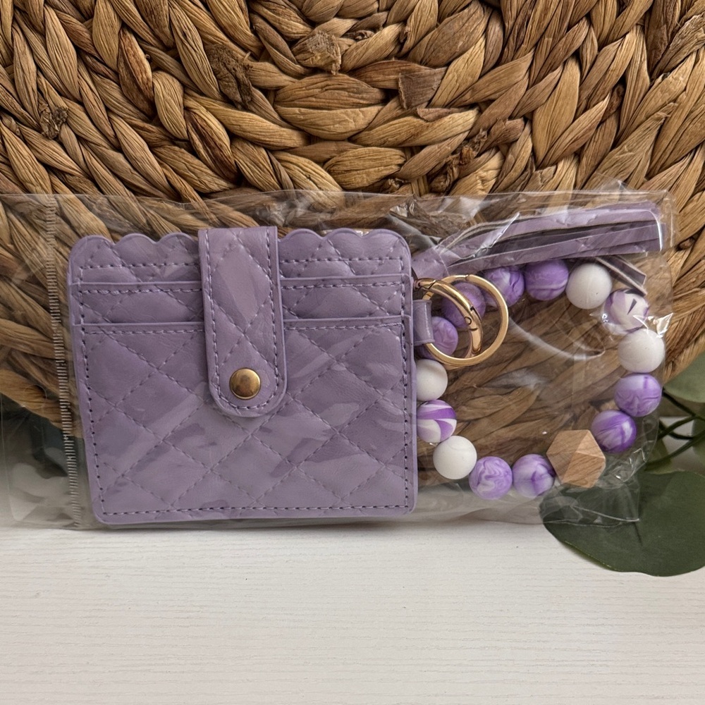 🆕 Lavender Quilted Card Holder with Beaded Keychain